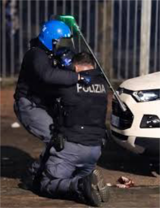 Poliziotto pestato a Torino: è il pescarese Alessandro Calisti